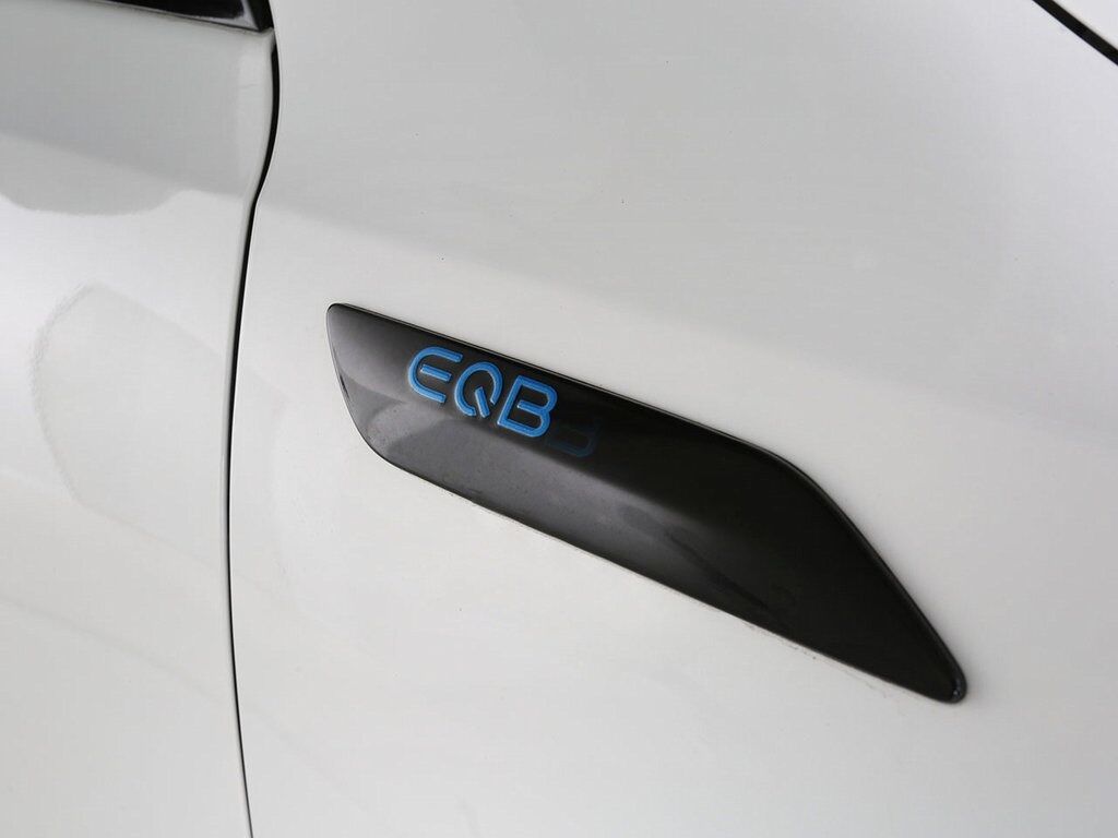 2022 Mercedes-Benz EQB 300 Indianapolis IN