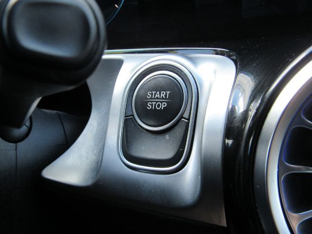 2022 Mercedes-Benz EQB 300 SUV 4MATIC Plano TX