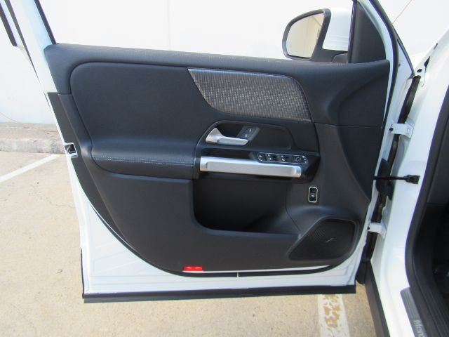 2022 Mercedes-Benz EQB 300 SUV 4MATIC Plano TX