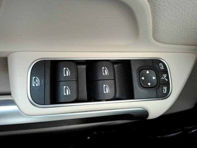 2022 Mercedes-Benz EQB 300 SUV 4MATIC Plano TX