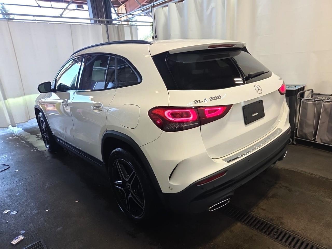 2022 Mercedes-Benz GLA GLA 250 4MATIC&reg; Panoramic Roof / Surround View Camera Portland OR
