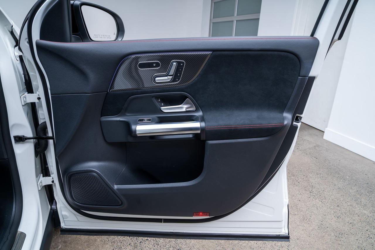 2022 Mercedes-Benz GLA GLA 250 AMG Line / Panoramic Roof / Parking Assist Package Portland OR