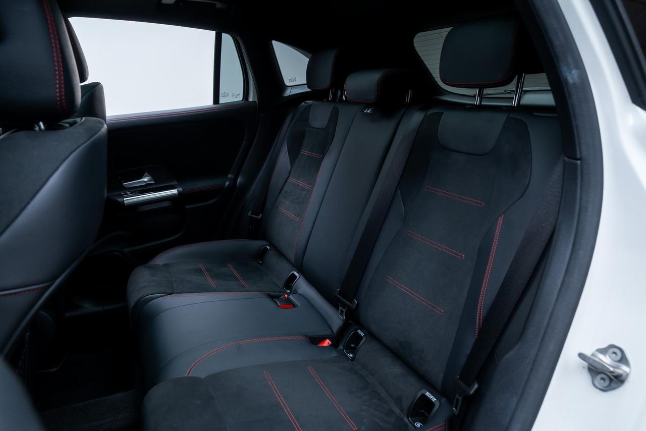 2022 Mercedes-Benz GLA GLA 250 AMG Line / Panoramic Roof / Parking Assist Package Portland OR