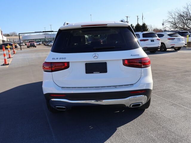 2022 Mercedes-Benz GLB GLB 250 Oshkosh WI