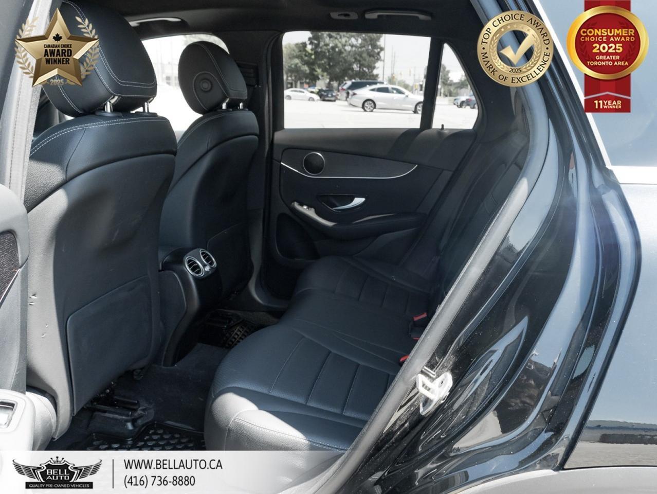 2022 Mercedes-Benz GLC 300 | 360CAM | PANOROOF | CARPLAY | ONSTAR | POWER&MEMORYSEATS | BACKUPCAM | WOODTRIM | NOACCIDENT Toronto ON