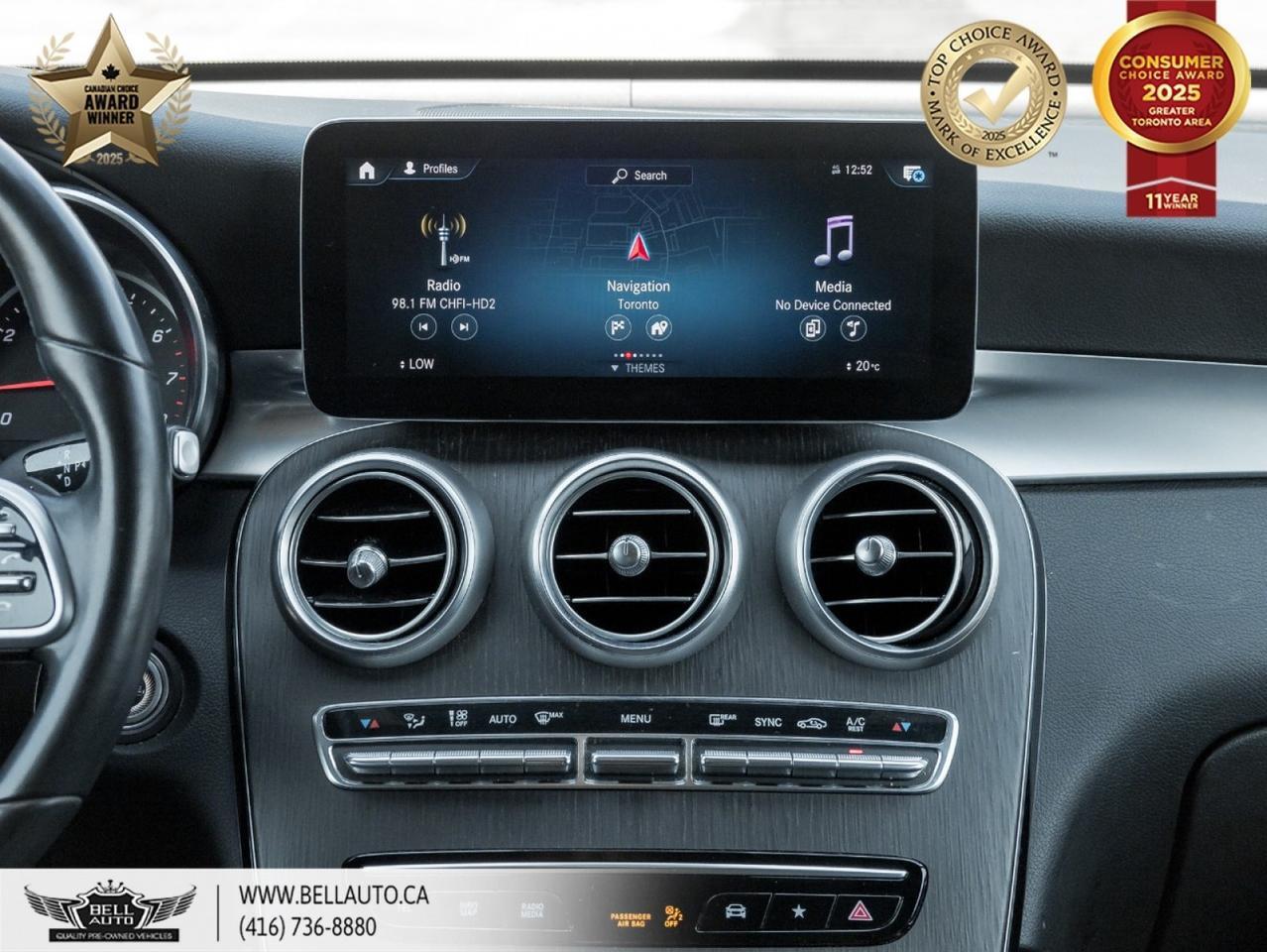 2022 Mercedes-Benz GLC 300 | 360CAM | PANOROOF | CARPLAY | ONSTAR | POWER&MEMORYSEATS | BACKUPCAM | WOODTRIM | NOACCIDENT Toronto ON