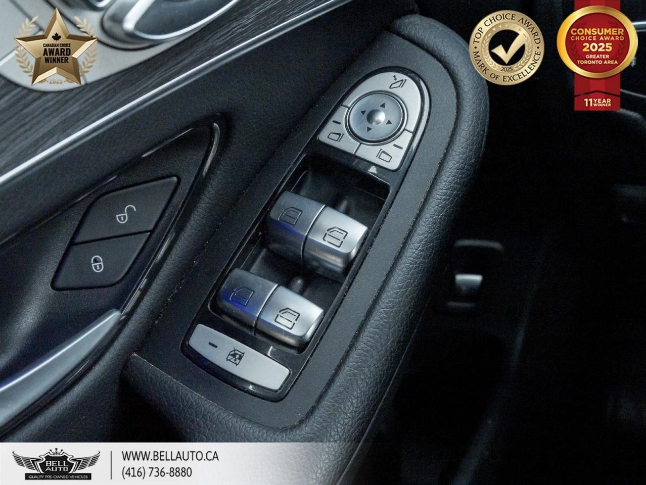 2022 Mercedes-Benz GLC 300 | 360CAM | PANOROOF | CARPLAY | ONSTAR | POWER&MEMORYSEATS | BACKUPCAM | WOODTRIM | NOACCIDENT Toronto ON