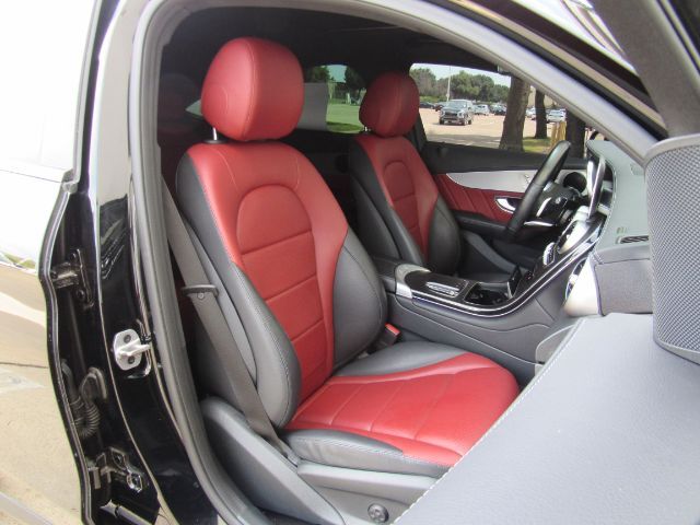 2022 Mercedes-Benz GLC 300 4MATIC Coupe Plano TX