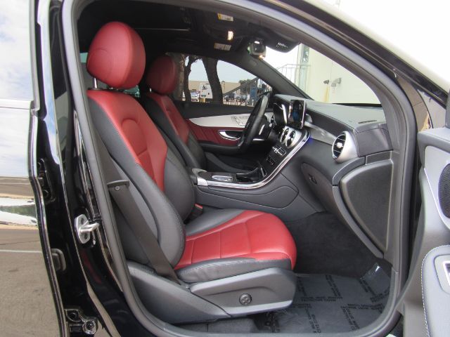 2022 Mercedes-Benz GLC 300 4MATIC Coupe Plano TX