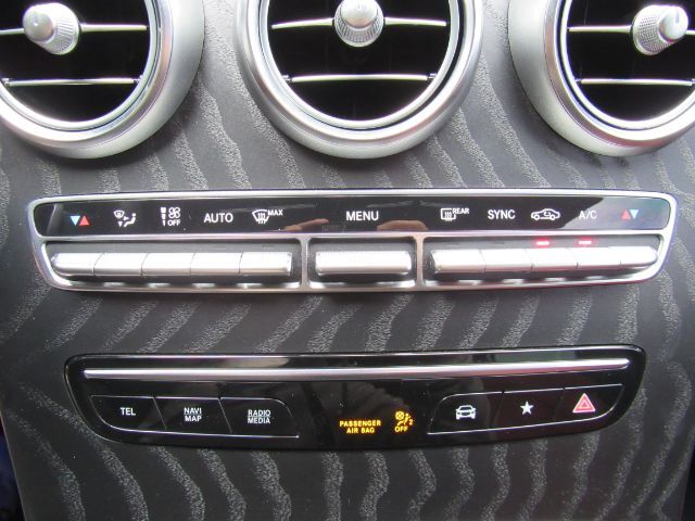 2022 Mercedes-Benz GLC 300 4MATIC Coupe Plano TX