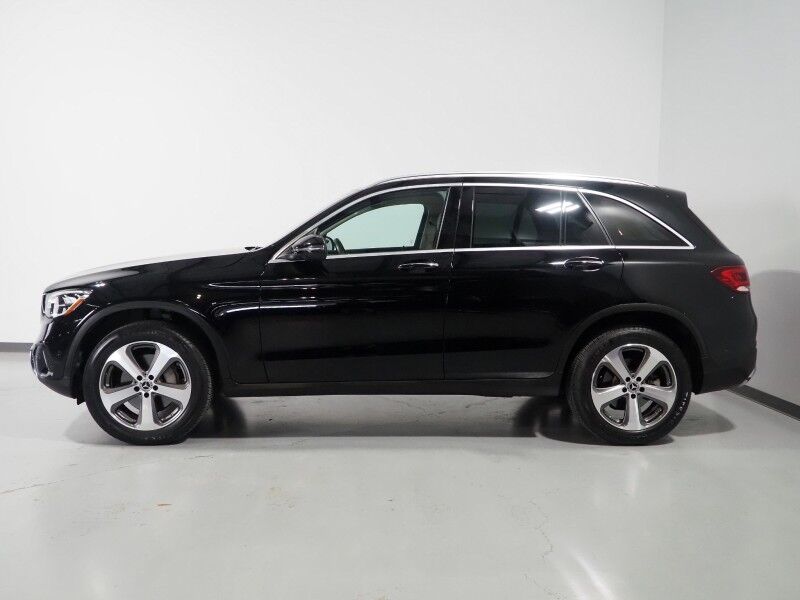 2022 Mercedes-Benz GLC 300 4MATIC *NAVIGATION, SAFETY ALERTS, BACKUP-CAMERA, COLOR TOUCHSCREEN, HEATED SEATS/STEERING, POWER LIFTGATE, KEYLESS ENTRY, AUTOMATIC PARKING, 19 INCH WHEELS Round Rock TX