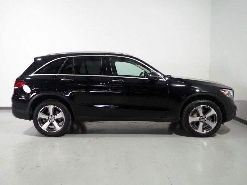 2022 Mercedes-Benz GLC 300 4MATIC *NAVIGATION, SAFETY ALERTS, BACKUP-CAMERA, COLOR TOUCHSCREEN, HEATED SEATS/STEERING, POWER LIFTGATE, KEYLESS ENTRY, AUTOMATIC PARKING, 19 INCH WHEELS Round Rock TX