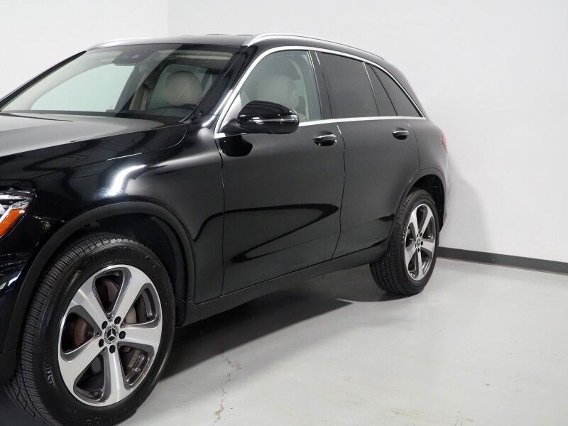 2022 Mercedes-Benz GLC 300 4MATIC *NAVIGATION, SAFETY ALERTS, BACKUP-CAMERA, COLOR TOUCHSCREEN, HEATED SEATS/STEERING, POWER LIFTGATE, KEYLESS ENTRY, AUTOMATIC PARKING, 19 INCH WHEELS Round Rock TX