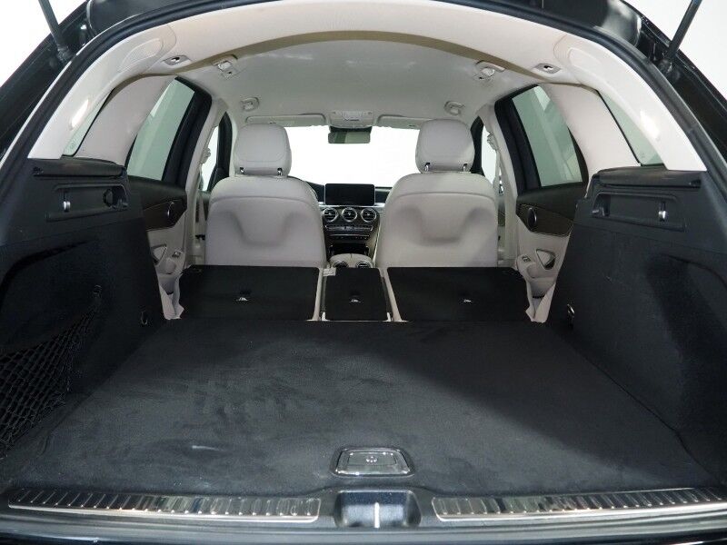 2022 Mercedes-Benz GLC 300 4MATIC *NAVIGATION, SAFETY ALERTS, BACKUP-CAMERA, COLOR TOUCHSCREEN, HEATED SEATS/STEERING, POWER LIFTGATE, KEYLESS ENTRY, AUTOMATIC PARKING, 19 INCH WHEELS Round Rock TX