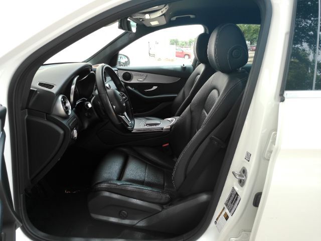 2022 Mercedes-Benz GLC 300 4MATIC SUV Plano TX