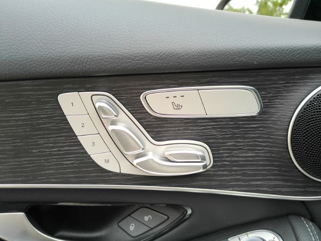 2022 Mercedes-Benz GLC 300 4MATIC SUV Plano TX