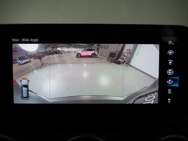 2022 Mercedes-Benz GLC 300 *AMG LINE, NIGHT PKG, DRIVER ASSISTANCE PKG, PANORAMA MOONROOF, HEADS-UP DISPLAY, NAVIGATION, ADAPTIVE CRUISE, SAFETY ALERTS, 360 VIEW CAMERAS, HEATED SEATS, 20 INCH AMG WHEELS, APPLE CARPLAY Round Rock TX