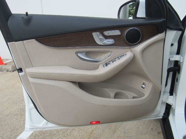 2022 Mercedes-Benz GLC 300 SUV Plano TX