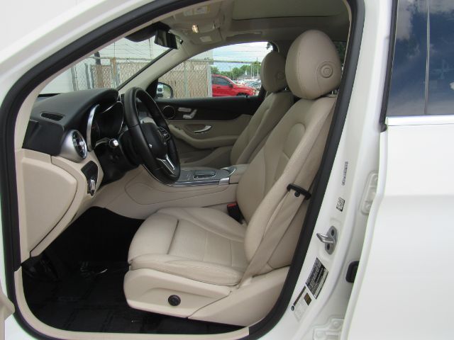 2022 Mercedes-Benz GLC 300 SUV Plano TX