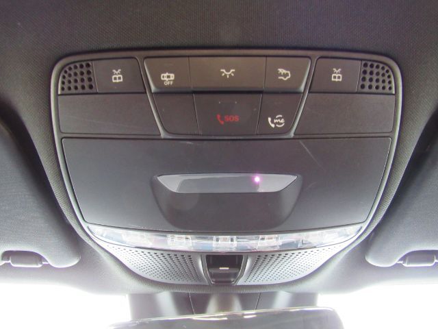 2022 Mercedes Benz GLC 300 photo 48