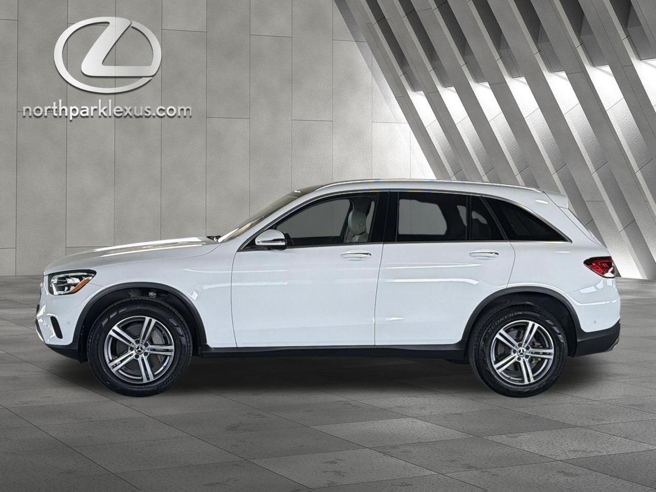 2022 Mercedes-Benz GLC