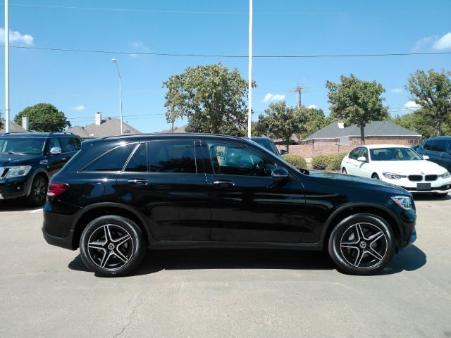 2022 Mercedes-Benz GLC-Class GLC300 4MATIC Plano TX