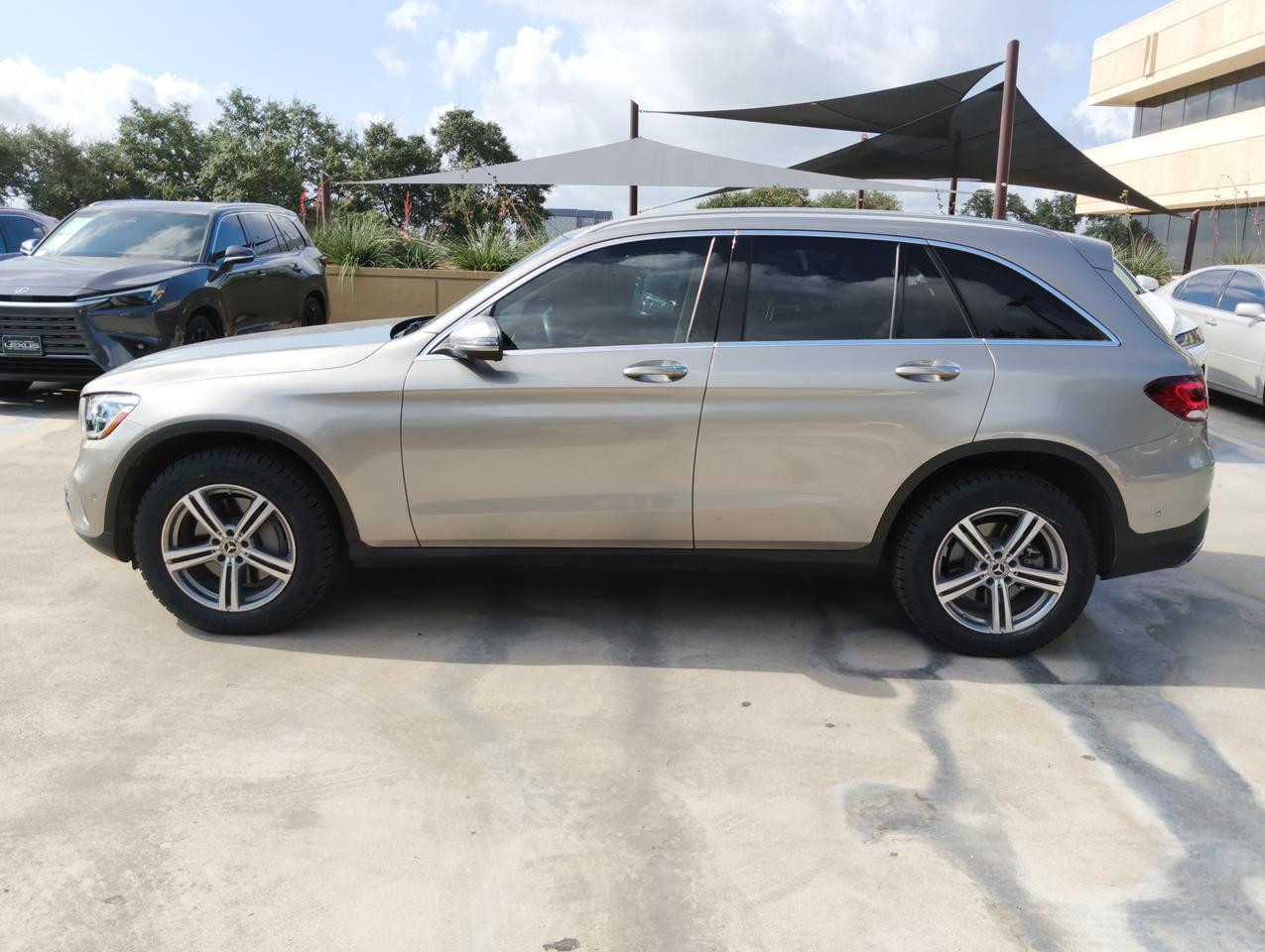 2022 Mercedes-Benz GLC