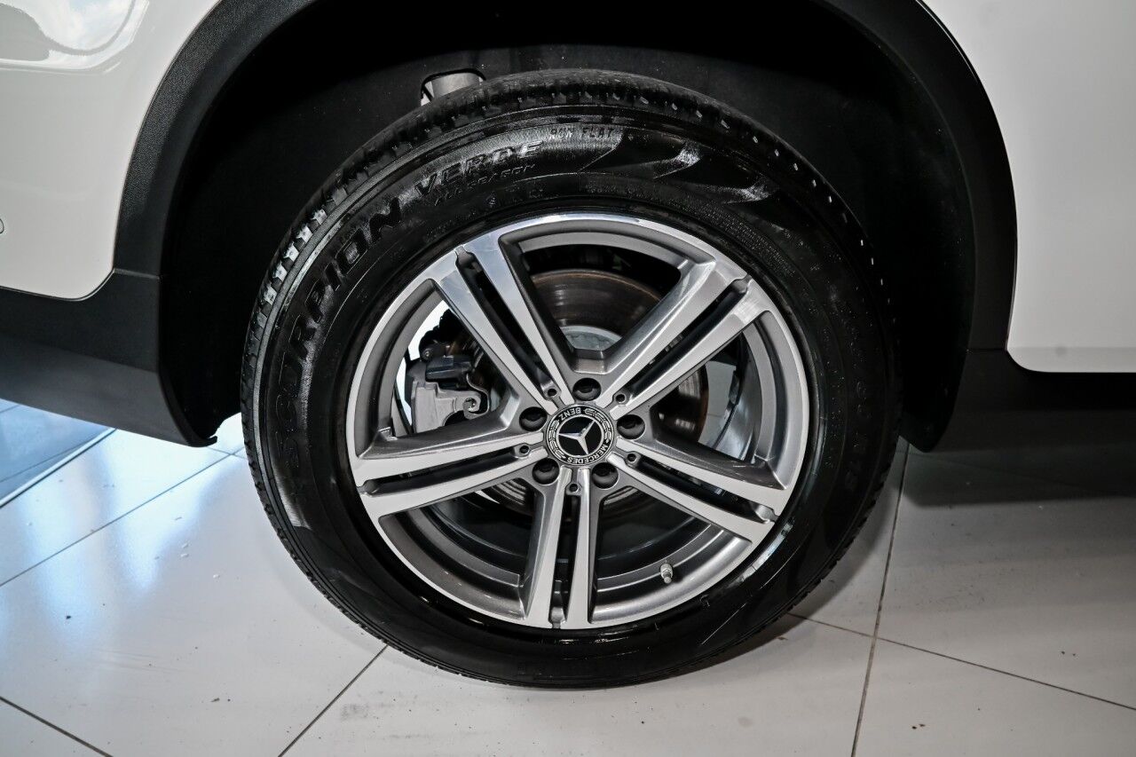 2022 Mercedes-Benz GLC GLC 300, Dual Pano Roof, Ambient Lighting Springfield NJ