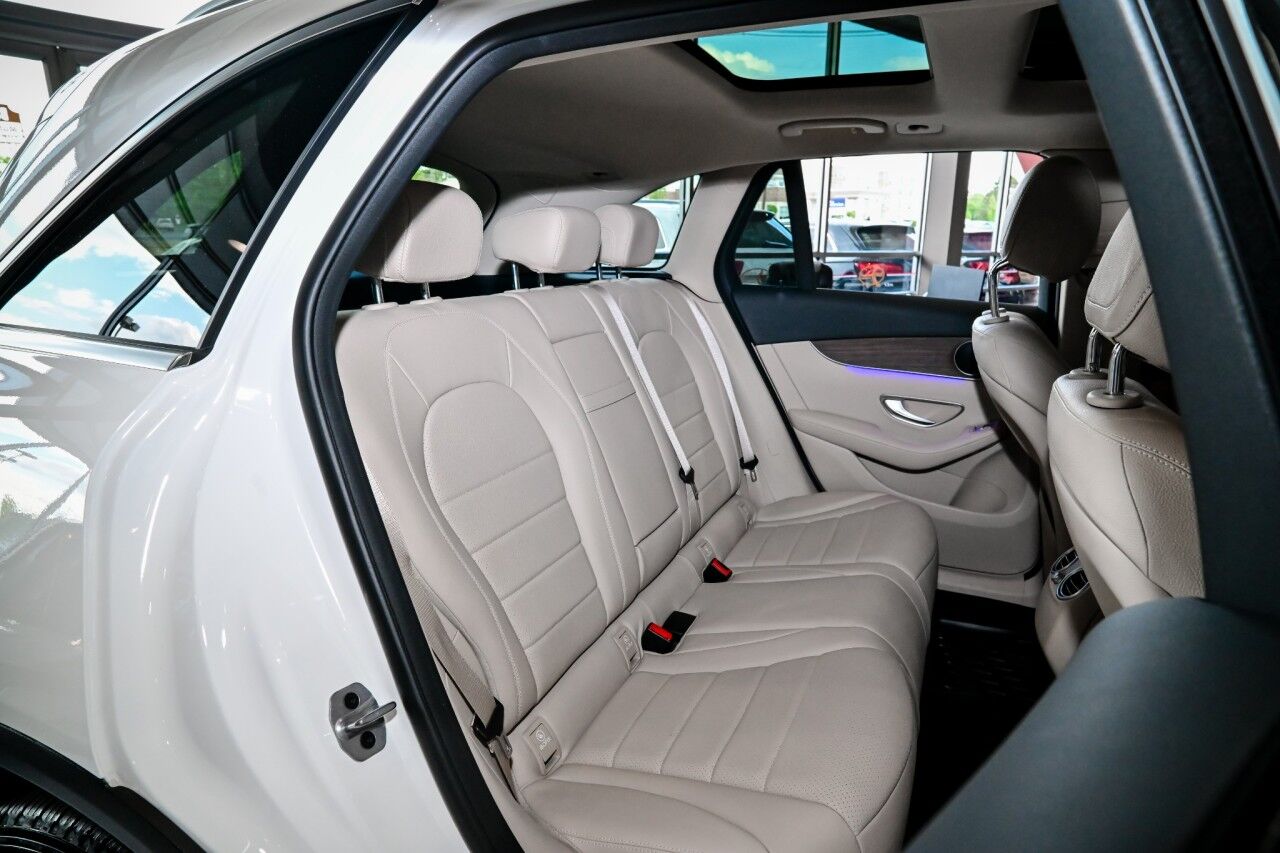 2022 Mercedes-Benz GLC GLC 300, Dual Pano Roof, Ambient Lighting Springfield NJ