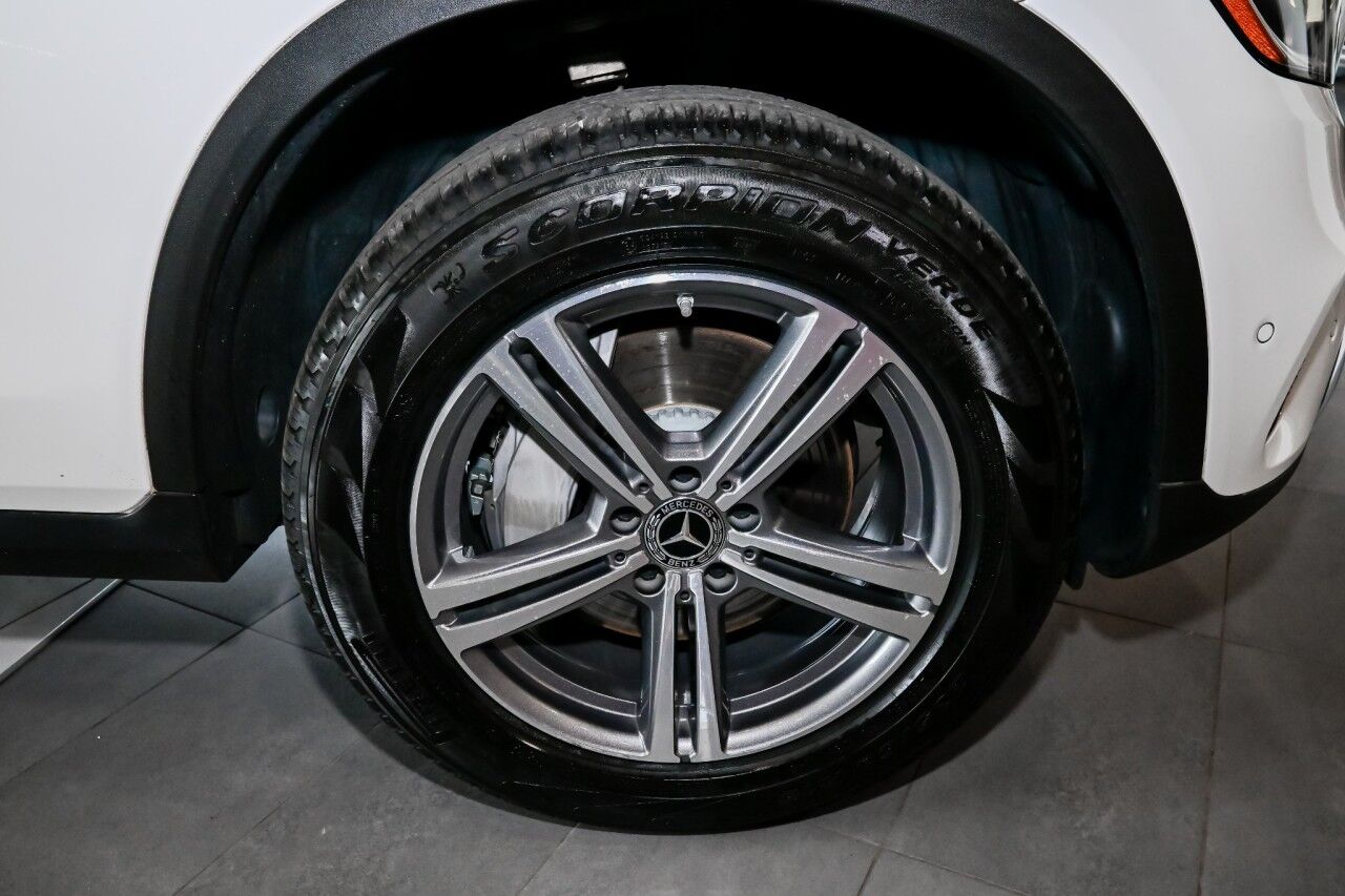 2022 Mercedes-Benz GLC GLC 300, Dual Pano Roof, Ambient Lighting Springfield NJ