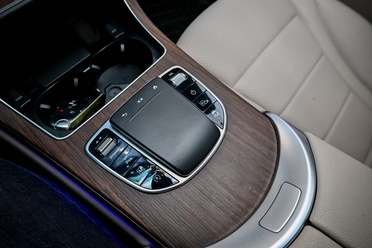 2022 Mercedes-Benz GLC GLC 300, Dual Pano Roof, Ambient Lighting Springfield NJ