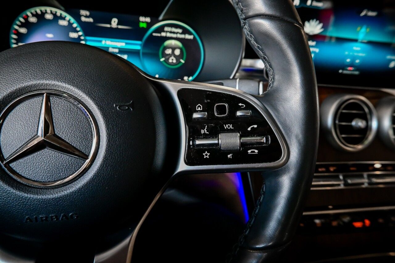 2022 Mercedes-Benz GLC GLC 300, Dual Pano Roof, Ambient Lighting Springfield NJ