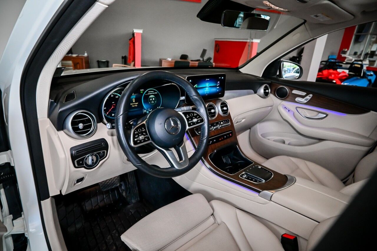 2022 Mercedes-Benz GLC GLC 300, Dual Pano Roof, Ambient Lighting Springfield NJ