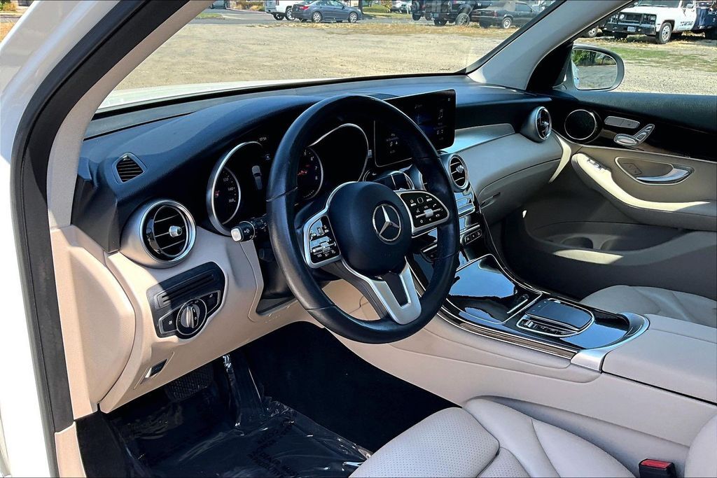 2022 Mercedes-Benz GLC GLC 300 OR