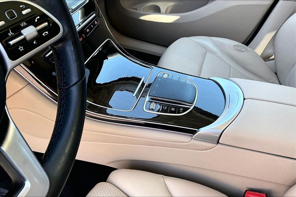 2022 Mercedes-Benz GLC GLC 300 OR