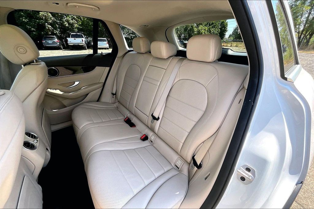 2022 Mercedes-Benz GLC GLC 300 OR