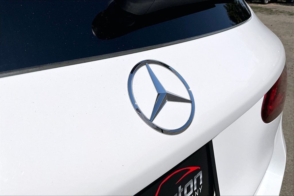 2022 Mercedes-Benz GLC GLC 300 OR