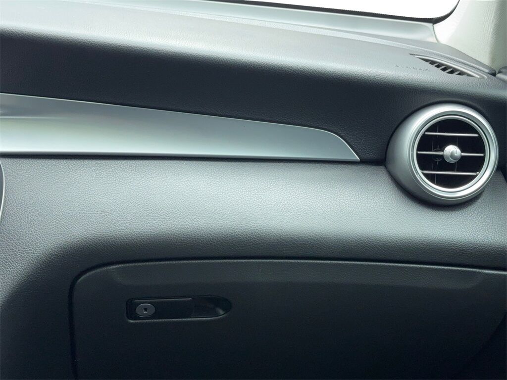 2022 Mercedes-Benz GLC GLC 300 NAV,CAM,PANO,HTD STS,BLIND SPOT,19&quot; WLS Plano TX