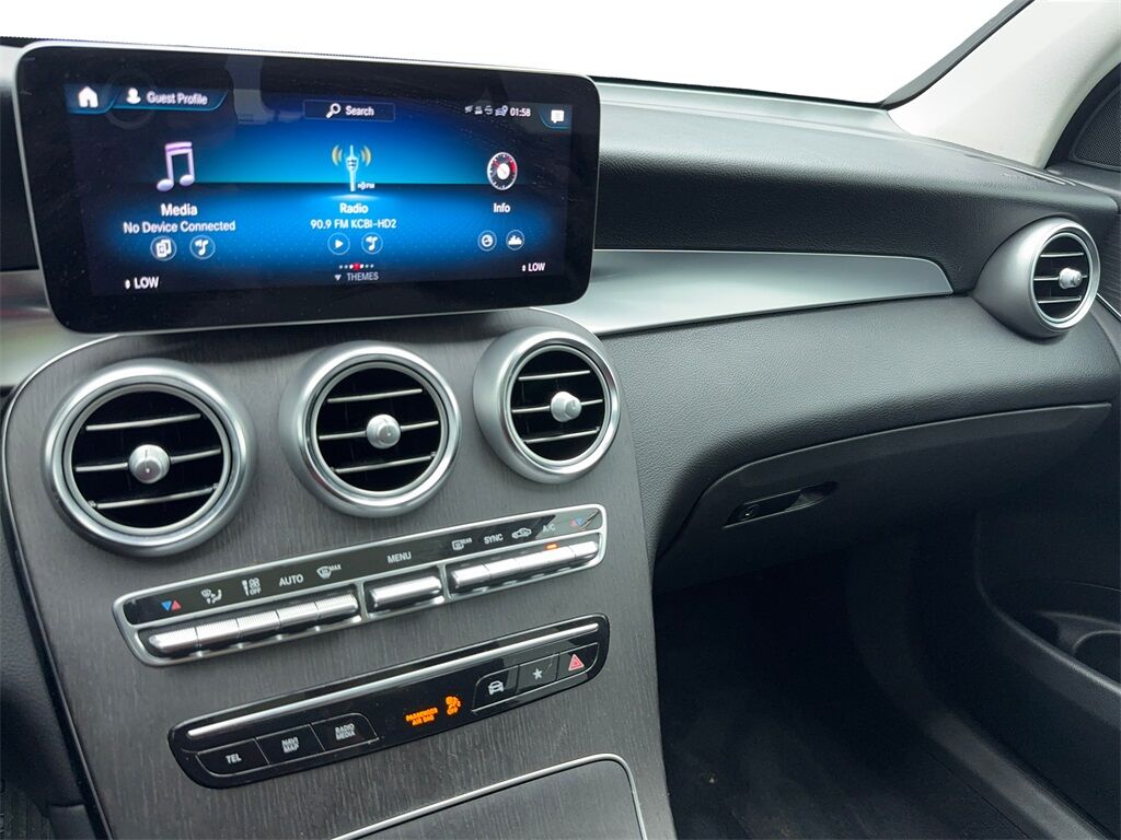 2022 Mercedes-Benz GLC GLC 300 NAV,CAM,PANO,HTD STS,BLIND SPOT,19&quot; WLS Plano TX