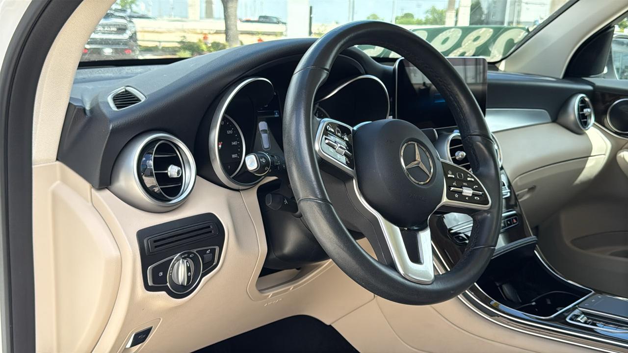 2022 Mercedes-Benz GLC GLC 300  Selma TX