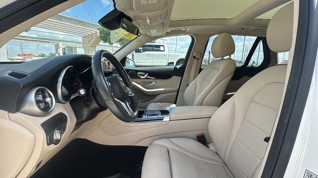 2022 Mercedes-Benz GLC GLC 300  Selma TX