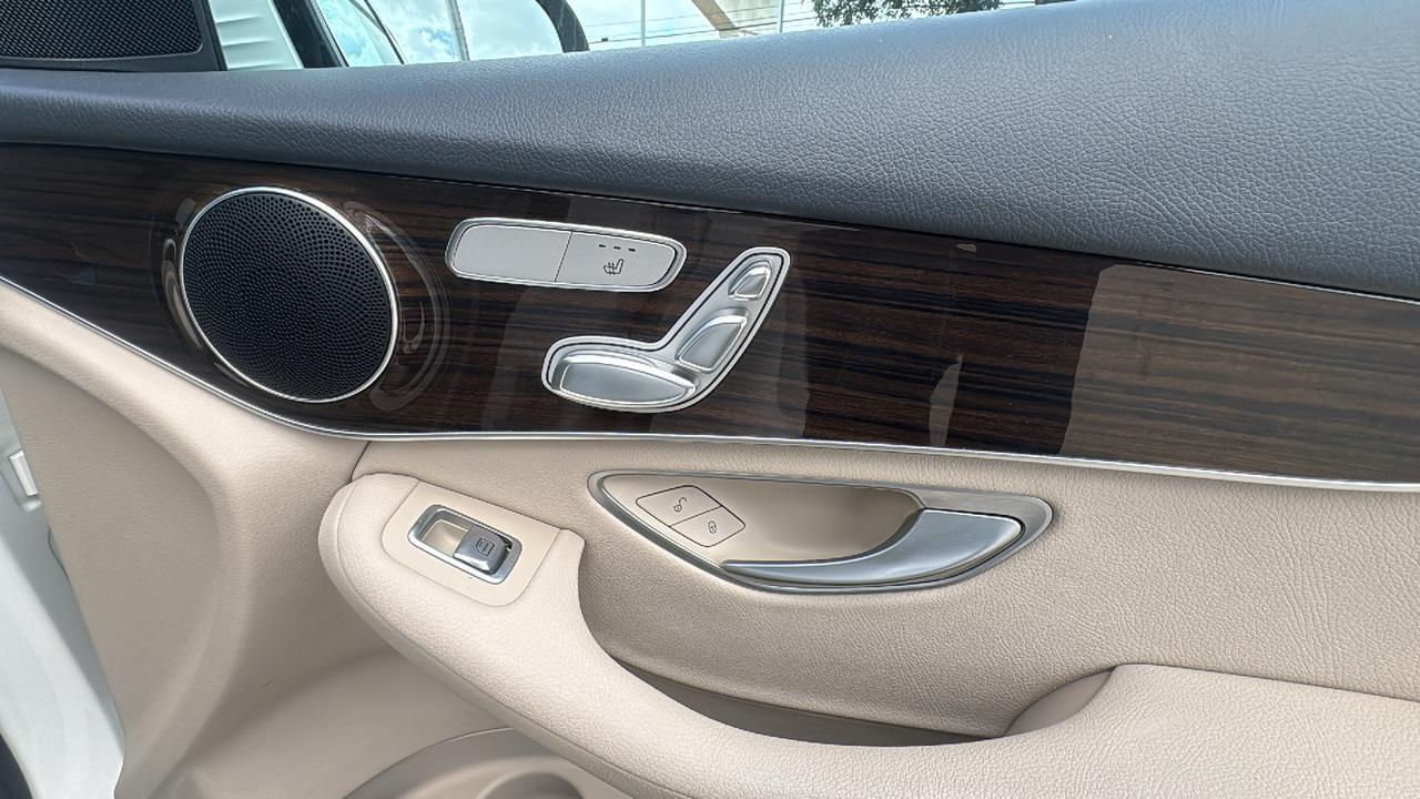 2022 Mercedes-Benz GLC GLC 300  Selma TX