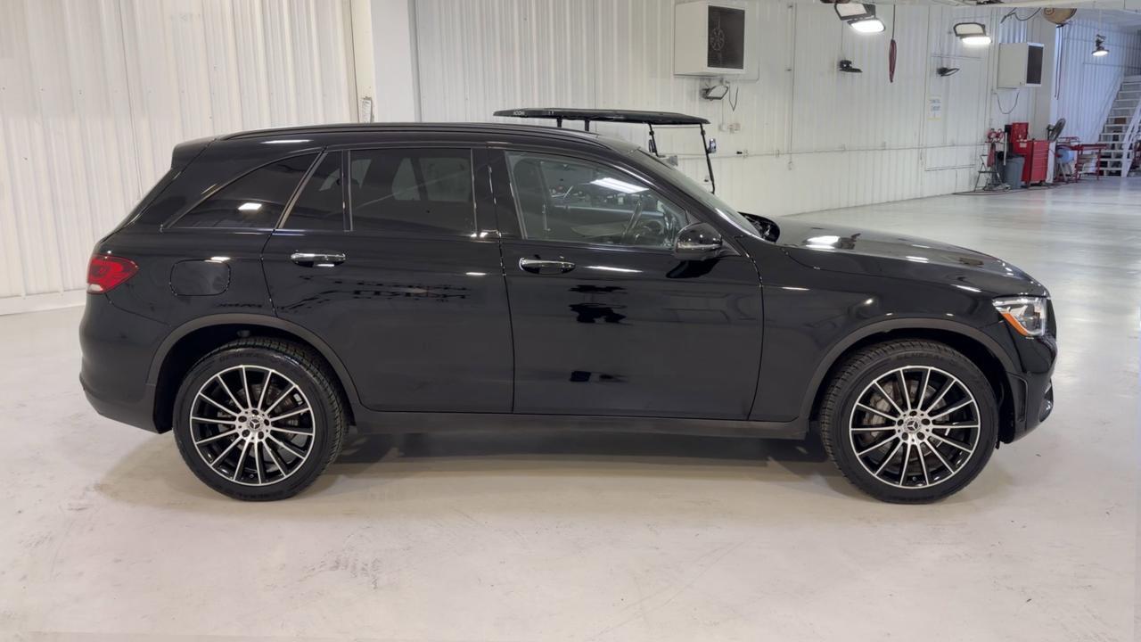 2022 Mercedes-Benz GLC GLC 300