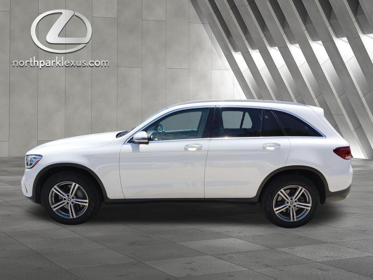 2022 Mercedes-Benz GLC
