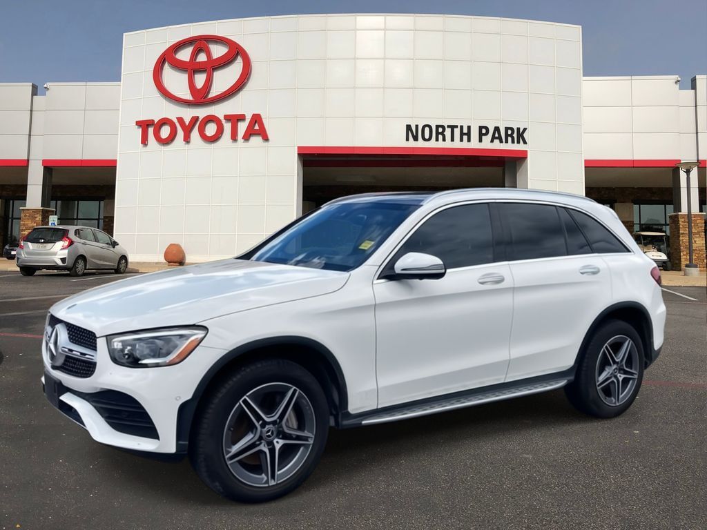 2022 Mercedes-Benz GLC