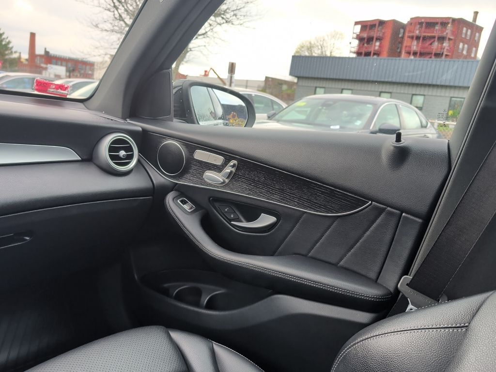 2022 Mercedes-Benz GLC GLC 300 Worcester MA