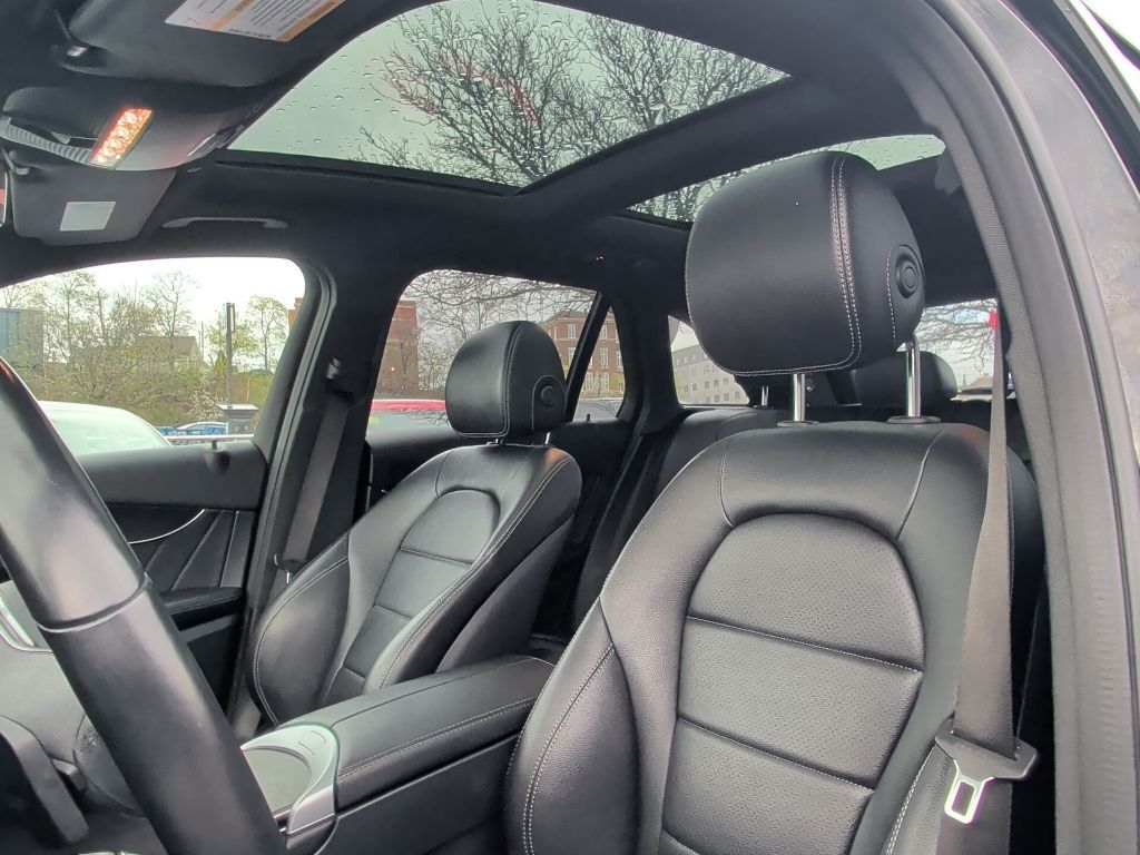 2022 Mercedes-Benz GLC GLC 300 Worcester MA