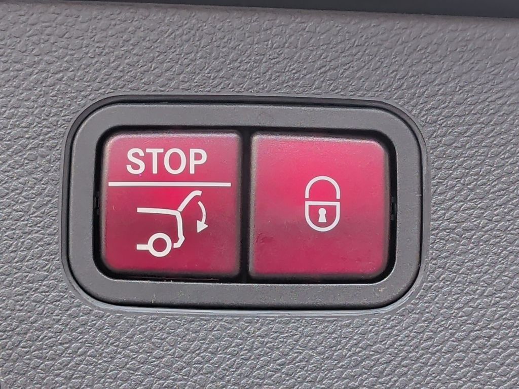 2022 Mercedes-Benz GLC GLC 300 Worcester MA