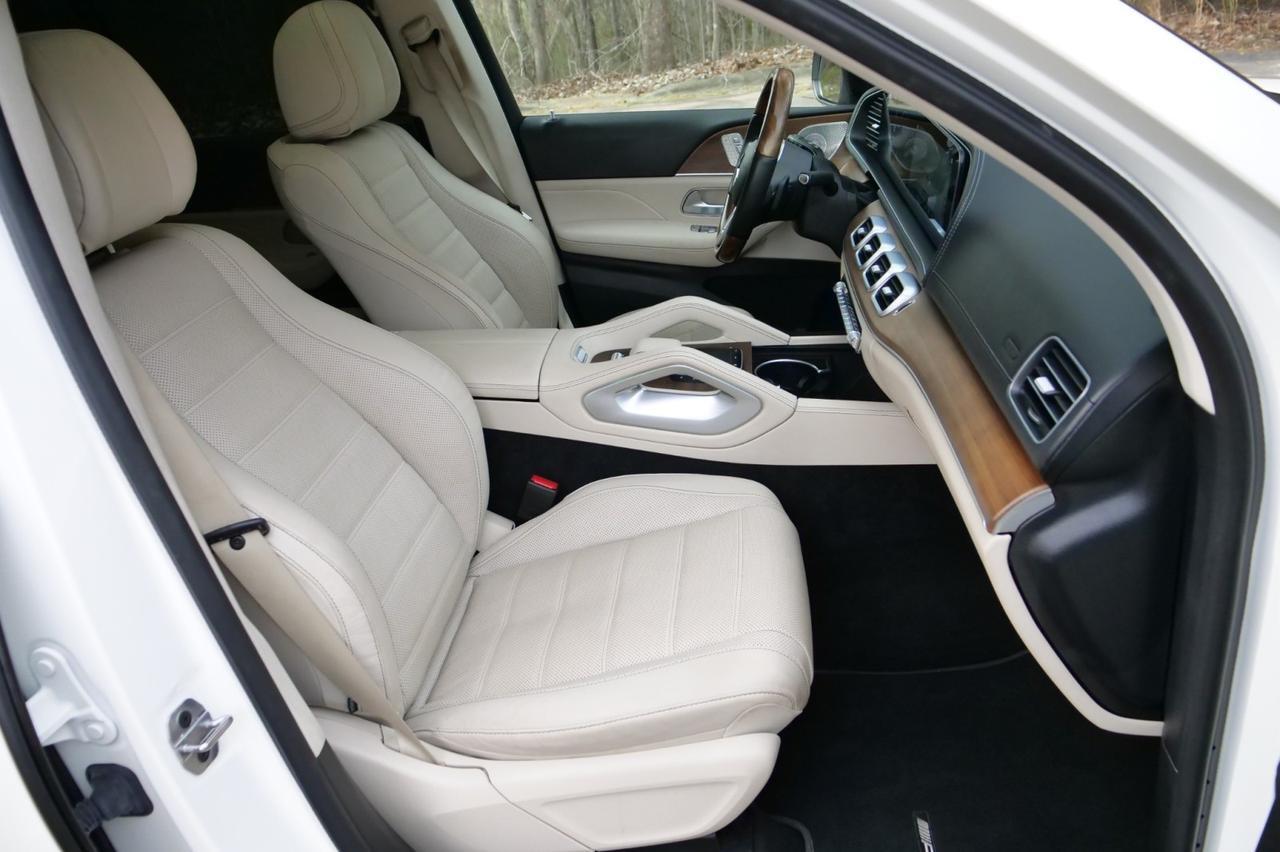 2022 Mercedes-Benz GLS 450 4MATIC / AMG Line Exterior / Massage Seats! Lincolnton NC