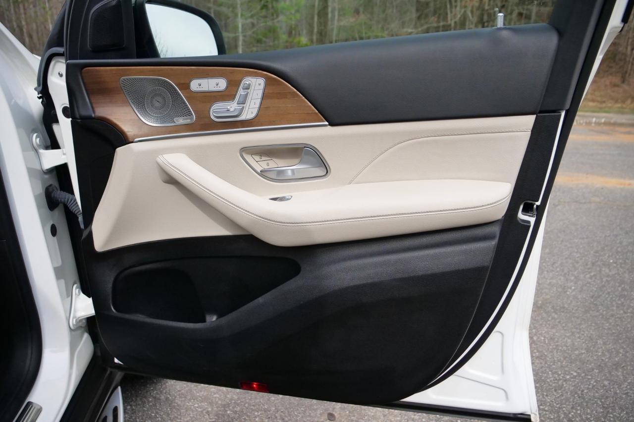 2022 Mercedes-Benz GLS 450 4MATIC / AMG Line Exterior / Massage Seats! Lincolnton NC